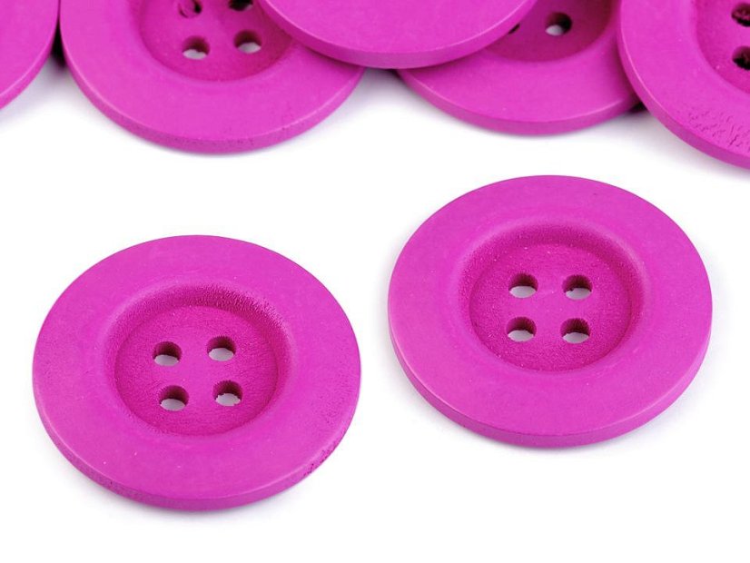 Dřevěný dekorační knoflík čtyřdírkový 40 mm