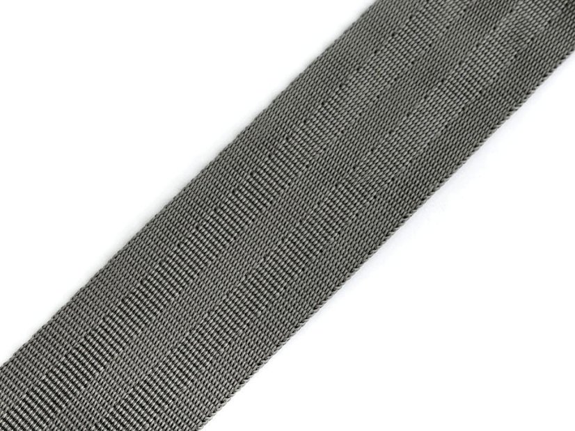 Hladký popruh s leskem šíře 38 mm