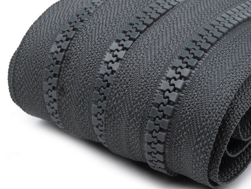 Zip kostěný 5 mm metráž