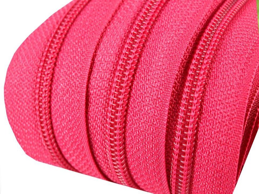 Zip spirálový 3 mm metráž pro jezdce typu ASIC