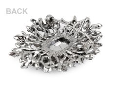 Brož s broušenými kamínky a kamenem