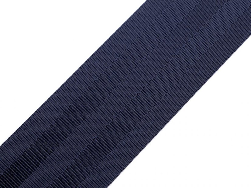 Hladký popruh s leskem šíře 50 mm