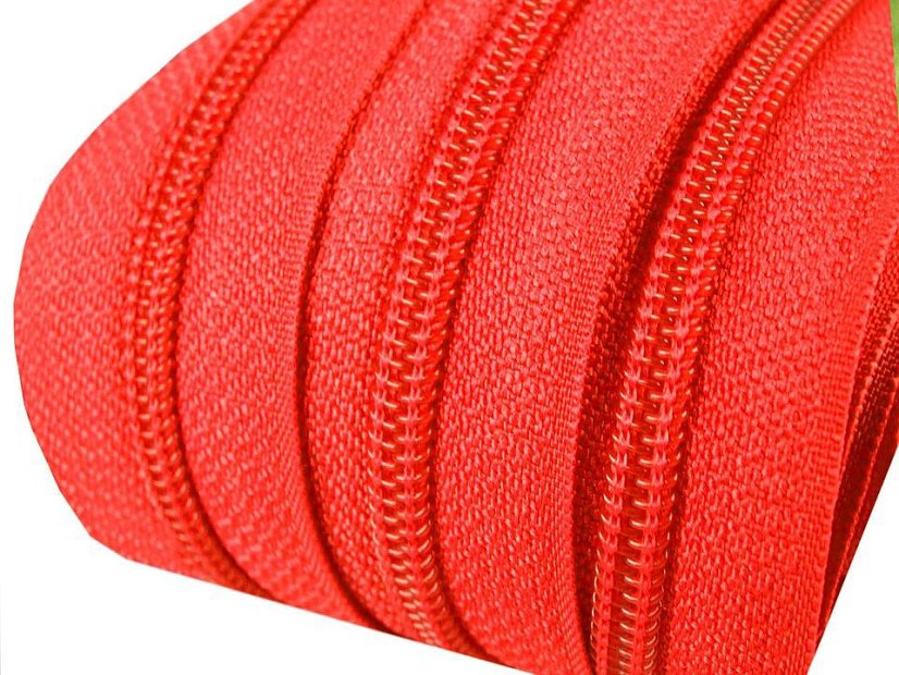 Zip spirálový 3 mm metráž pro jezdce typu ASIC